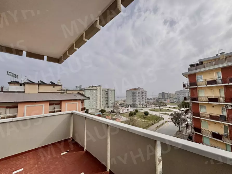 Immagine 48 di Appartamento in vendita  in Viale Caravaggio, 28 a Cesenatico