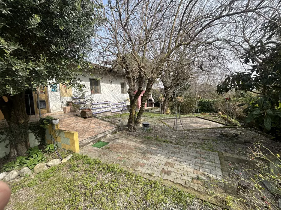 Immagine 22 di Casa indipendente in vendita  in Via Casalino 37 a Camino
