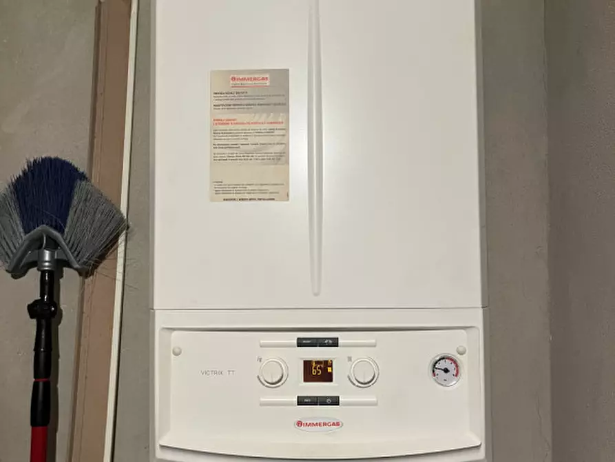 Immagine 50 di Casa indipendente in vendita  in Via Casalino 37 a Camino