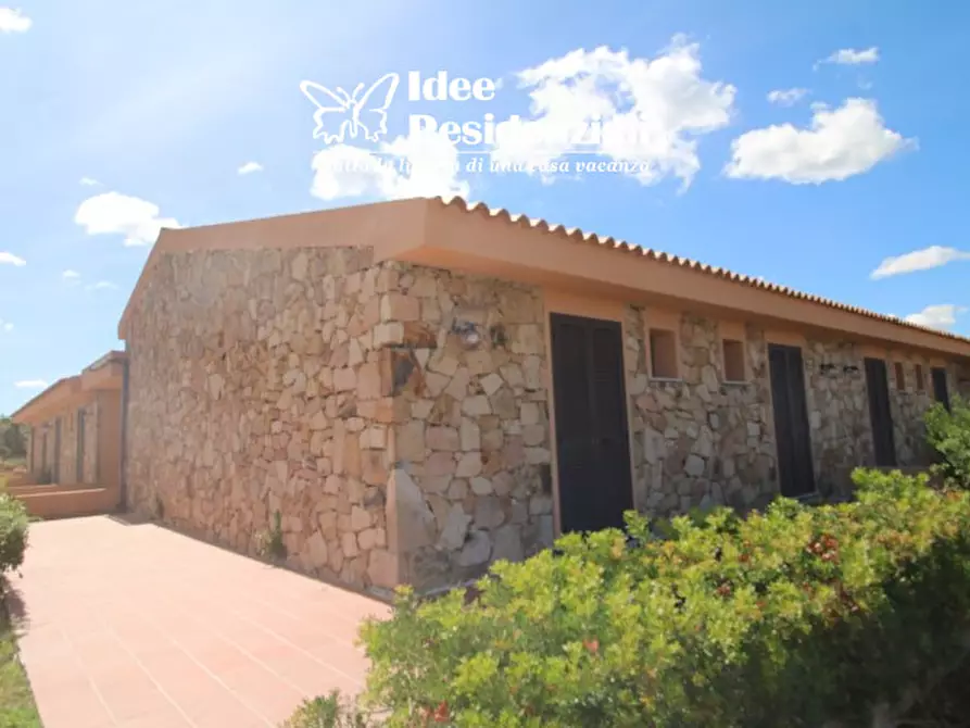 Immagine 2 di Villa in vendita  in porto mannu a Palau