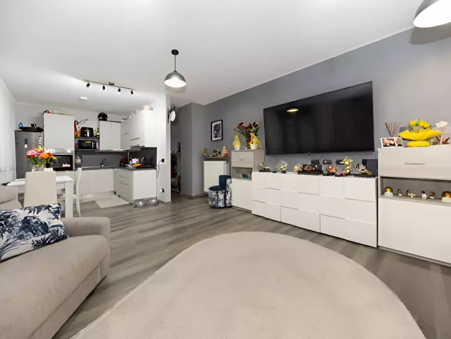 Immagine 6 di Appartamento in vendita  in Via Bertacciola a Bovisio-Masciago