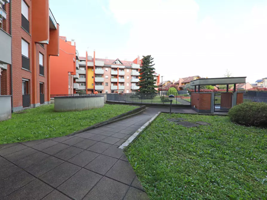 Immagine 16 di Appartamento in vendita  in Via Bertacciola a Bovisio-Masciago