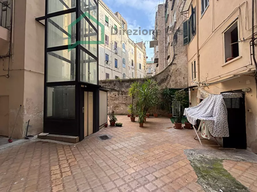 Immagine 5 di Appartamento in vendita  in via nicola rocco, 97 a Napoli