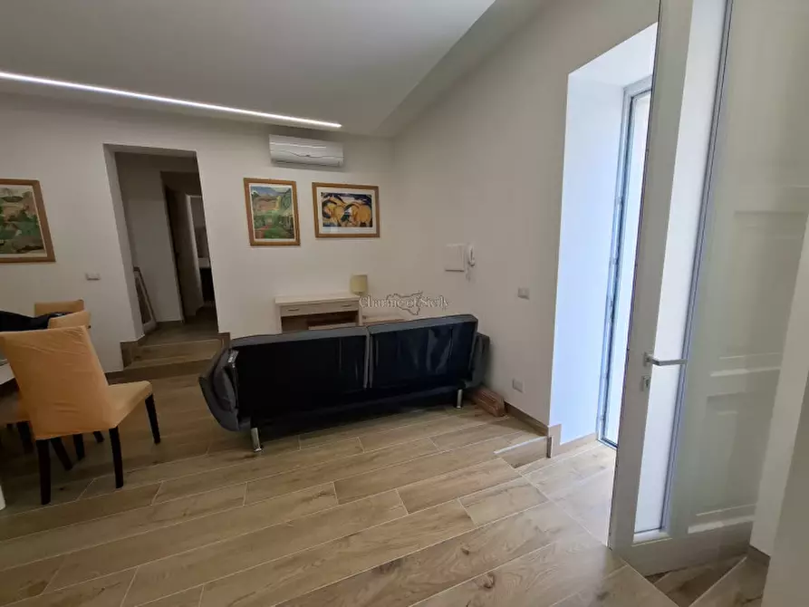 Immagine 3 di Casa indipendente in vendita  in Via San Martino a Modica