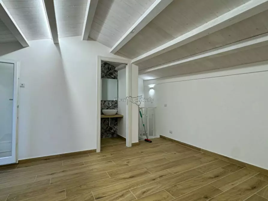 Immagine 11 di Casa indipendente in vendita  in Via San Martino a Modica