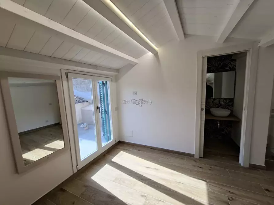 Immagine 35 di Casa indipendente in vendita  in Via San Martino a Modica