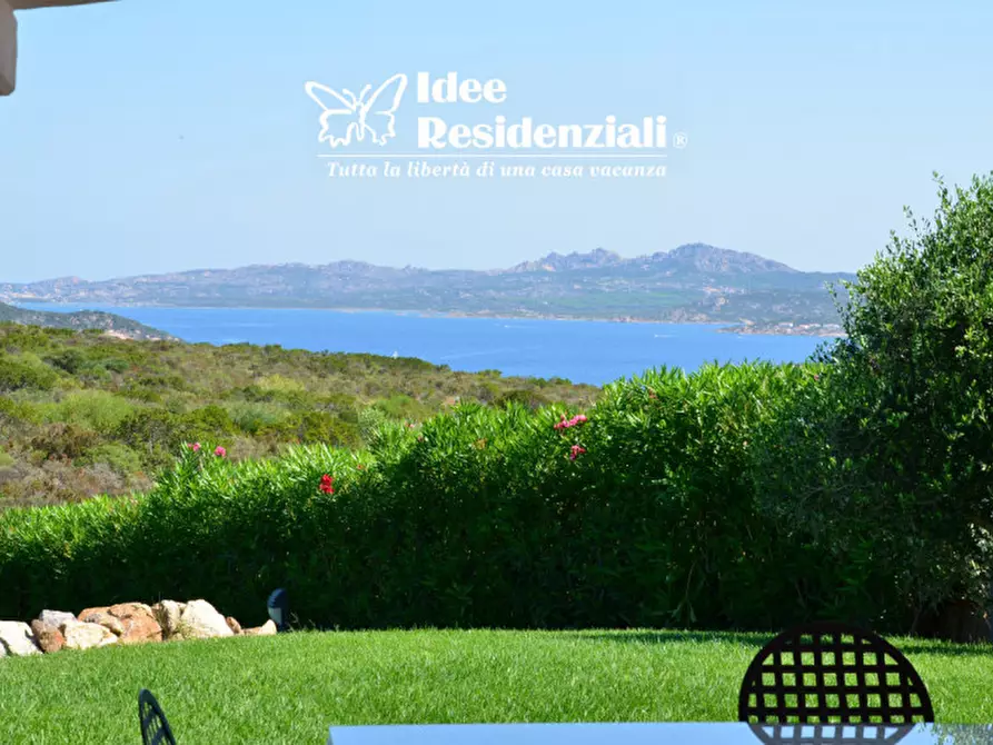 Immagine 4 di Villa in vendita  in via panoramica a Palau