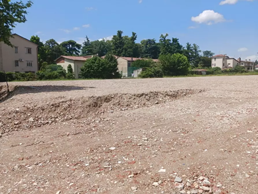 Immagine 3 di Terreno in vendita  in Campedello a Vicenza