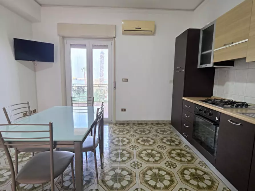 Immagine 1 di Appartamento in vendita  in Via Acqueviole,39 a Milazzo