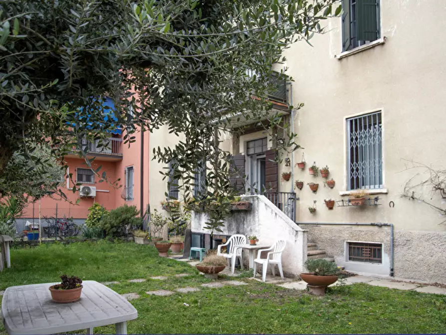 Immagine 25 di Appartamento in vendita  in Via Franco Faccio 20 a Verona