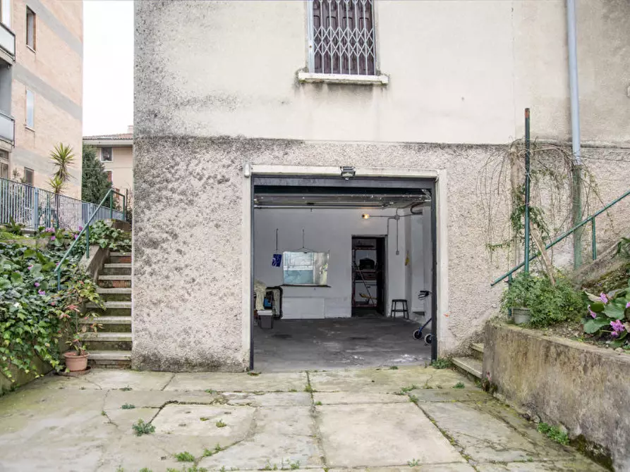 Immagine 31 di Appartamento in vendita  in Via Franco Faccio 20 a Verona