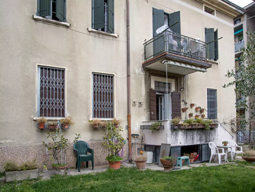 Immagine 35 di Appartamento in vendita  in Via Franco Faccio 20 a Verona