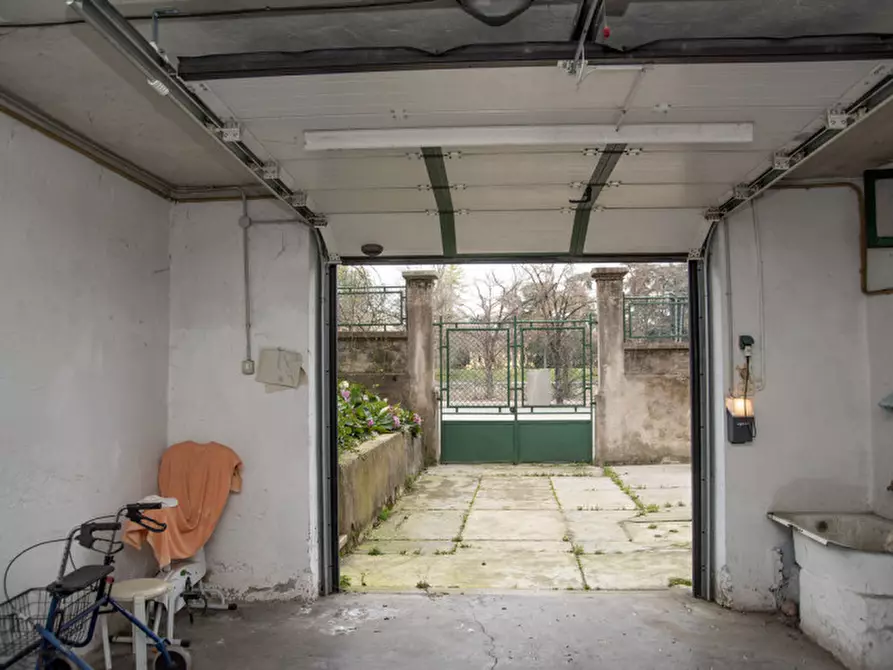 Immagine 39 di Appartamento in vendita  in Via Franco Faccio 20 a Verona