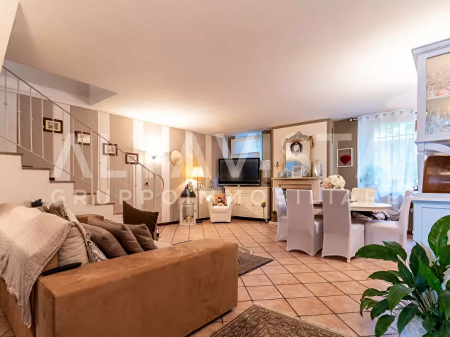 Immagine 6 di Villetta a schiera in vendita  in Via Disciplina a Rezzato