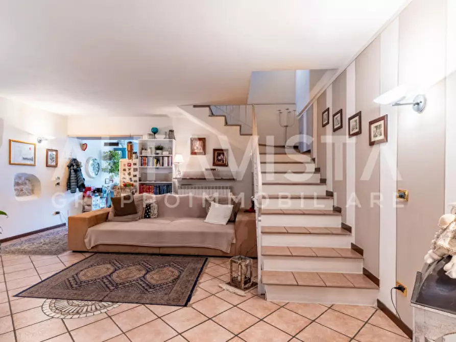 Immagine 14 di Villetta a schiera in vendita  in Via Disciplina a Rezzato