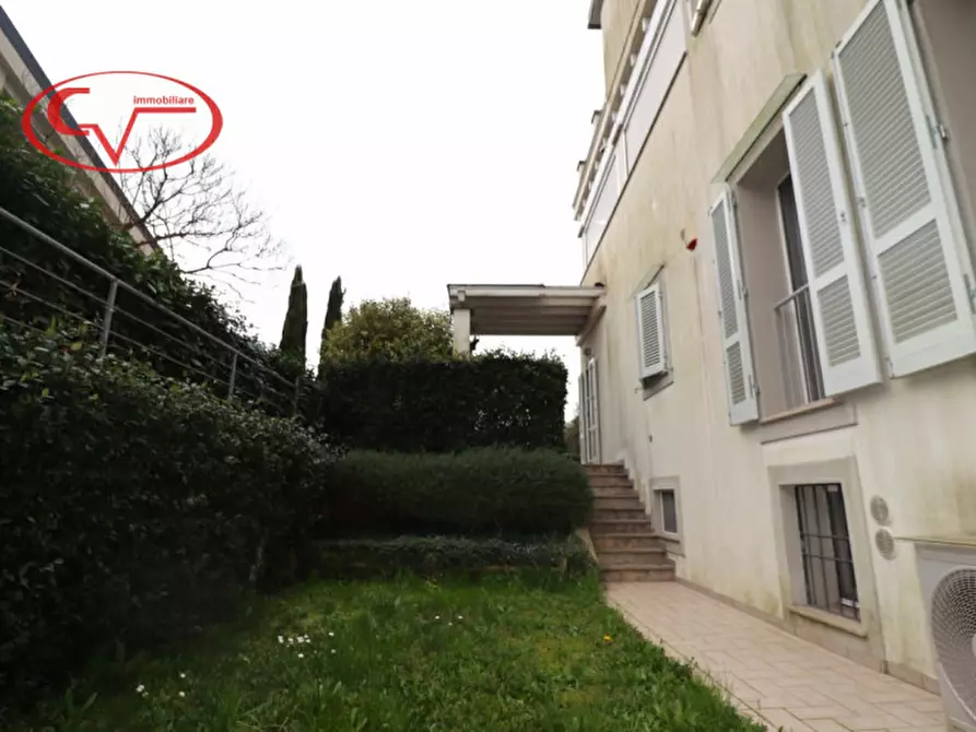 Immagine 1 di Villetta a schiera in vendita  in Via Amerigo Vespucci a Montevarchi