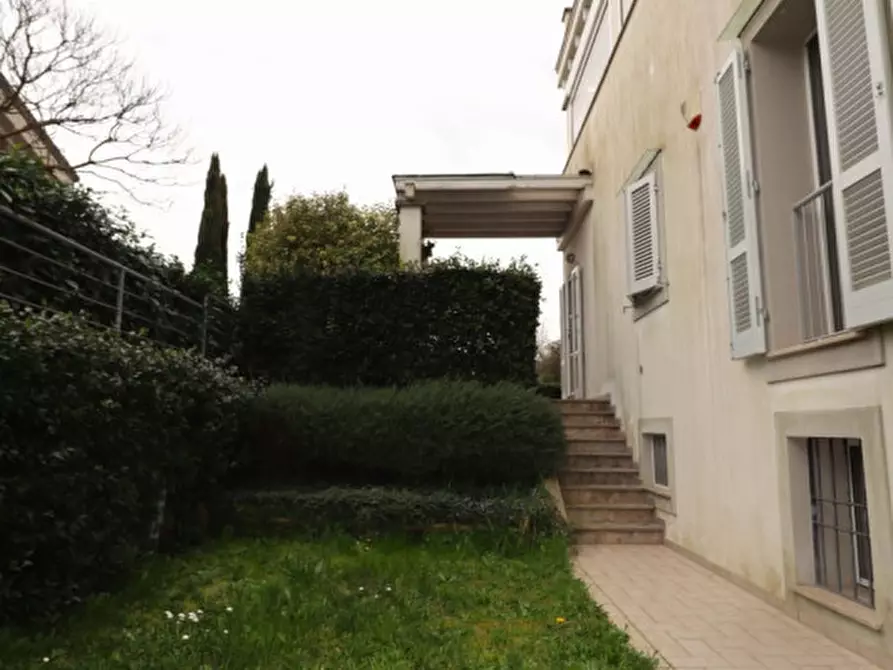 Immagine 2 di Villetta a schiera in vendita  in Via Amerigo Vespucci a Montevarchi