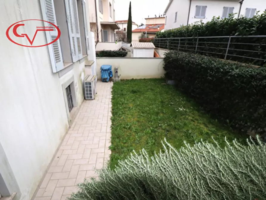 Immagine 33 di Villetta a schiera in vendita  in Via Amerigo Vespucci a Montevarchi