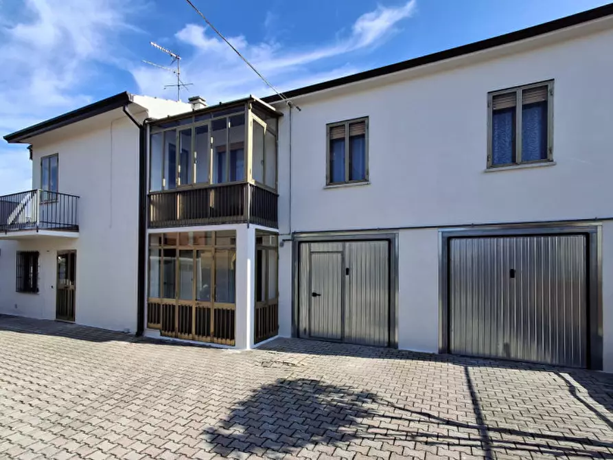 Immagine 1 di Casa indipendente in vendita  a Villa Estense