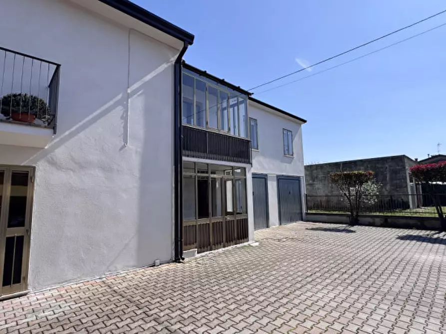 Immagine 2 di Casa indipendente in vendita  a Villa Estense
