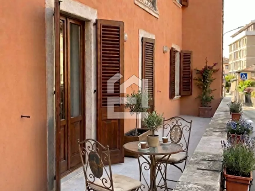 Immagine 12 di Palazzo in vendita  in Via della Libertà a Gargnano