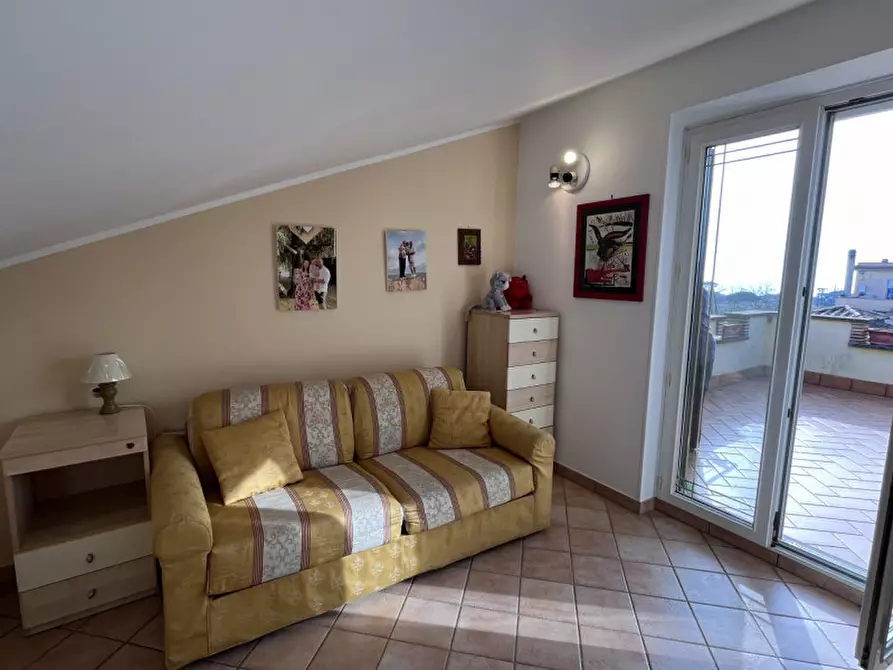 Immagine 30 di Casa indipendente in vendita  in via Colle Oppio a Anzio