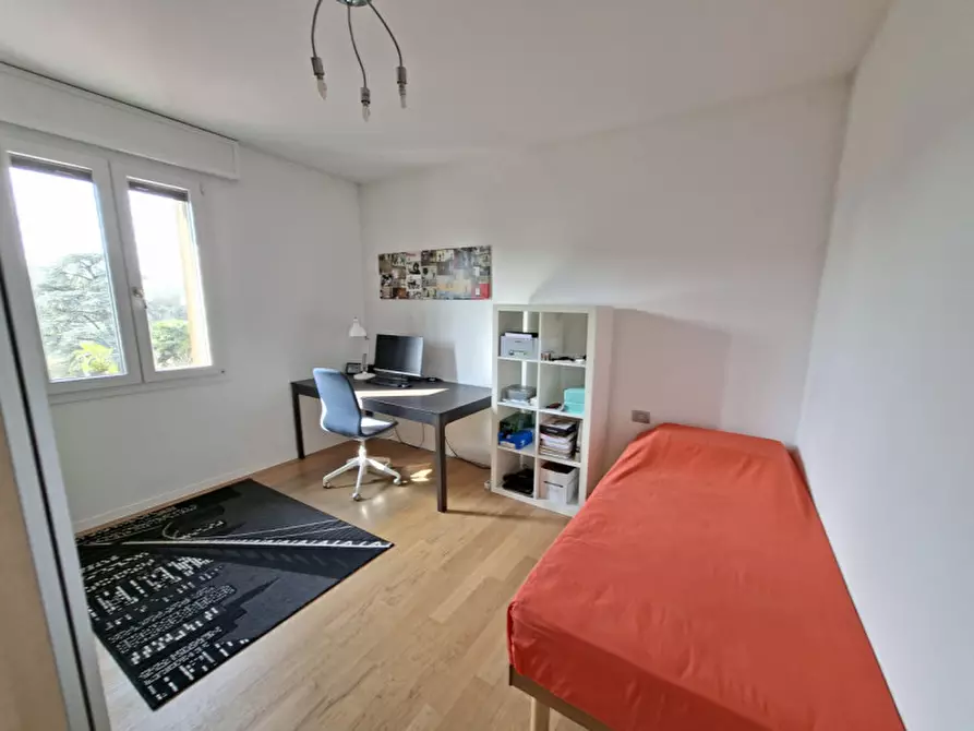 Immagine 23 di Appartamento in vendita  in via Avellino a Padova