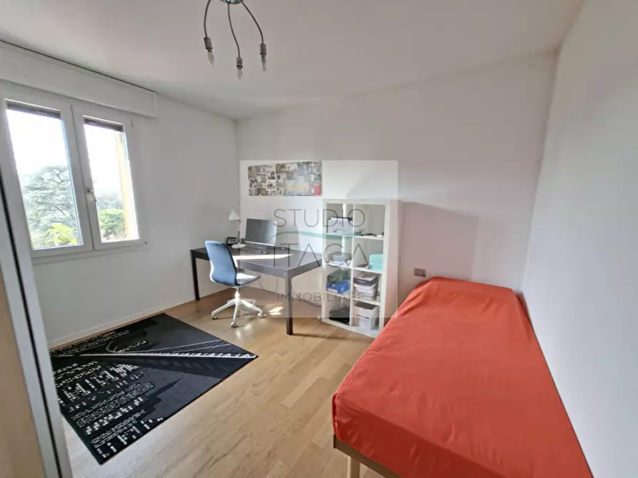 Immagine 23 di Appartamento in vendita  in via Avellino a Padova