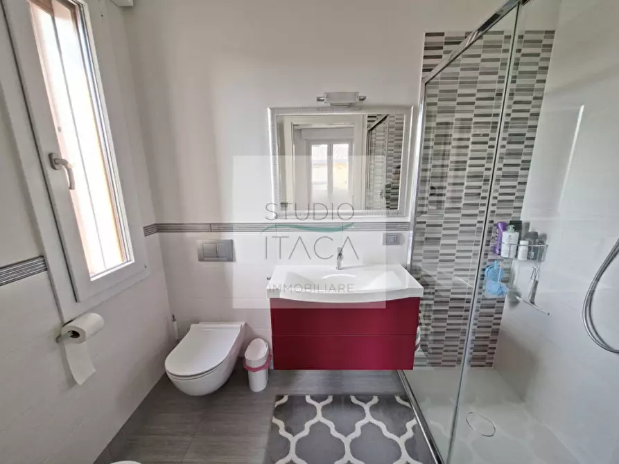 Immagine 27 di Appartamento in vendita  in via Avellino a Padova