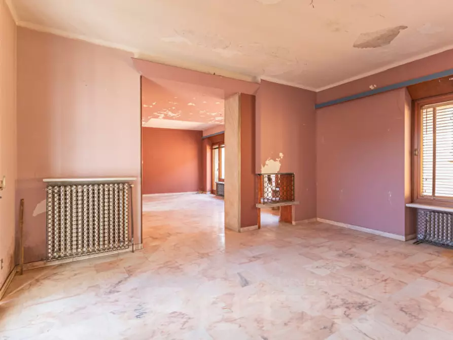 Immagine 7 di Palazzo in vendita  in via Dante 24 a Gozzano