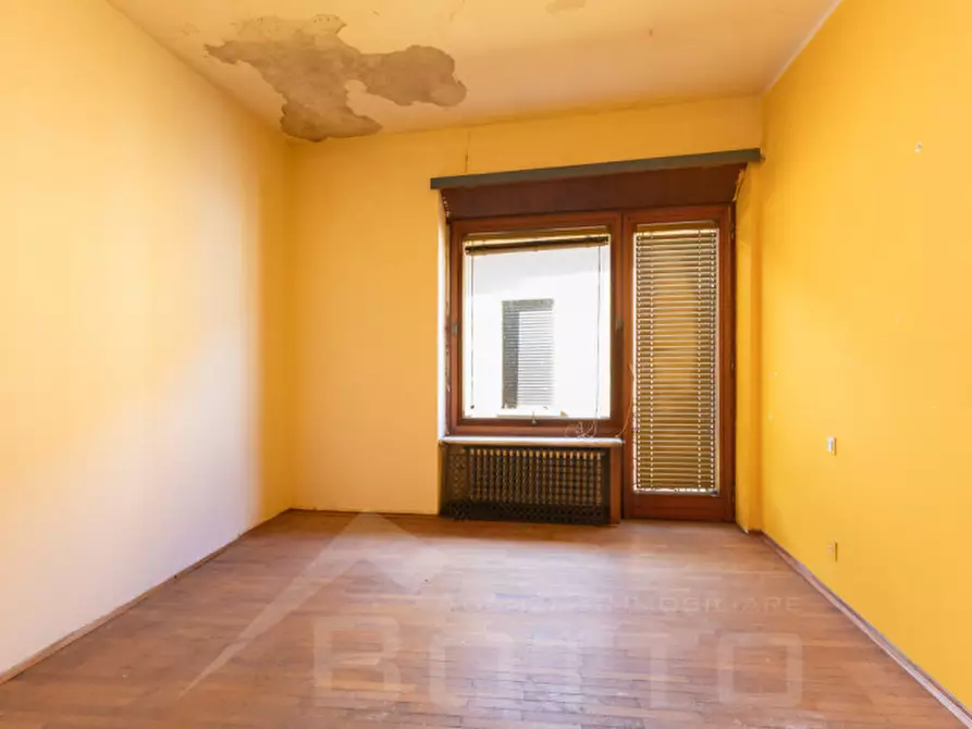 Immagine 10 di Palazzo in vendita  in via Dante 24 a Gozzano
