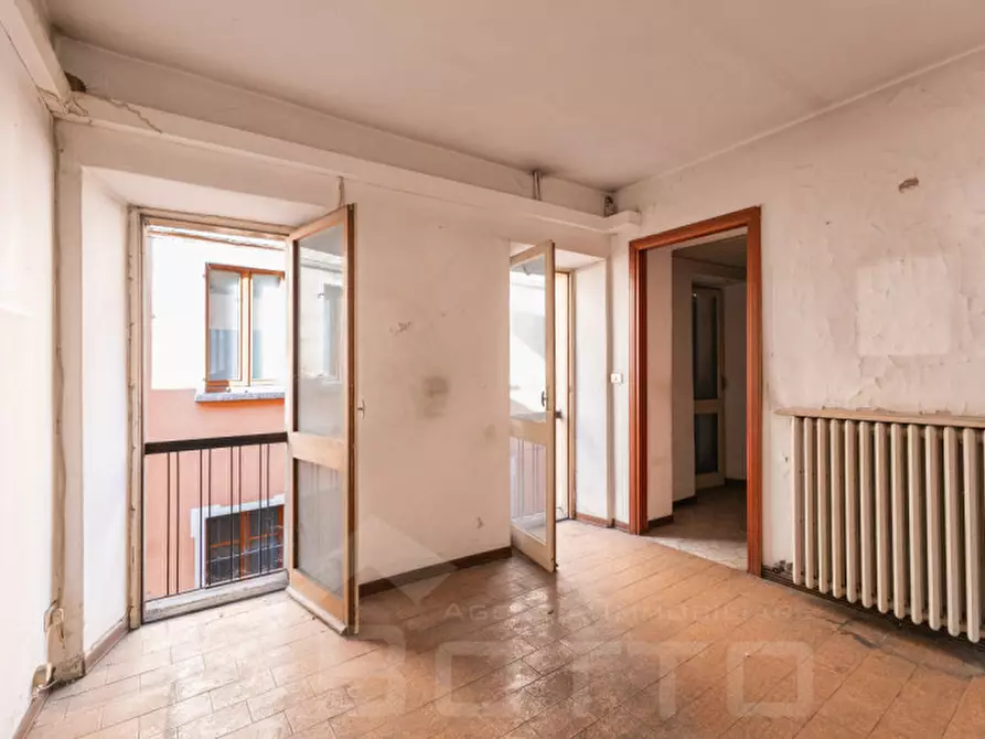 Immagine 17 di Palazzo in vendita  in via Dante 24 a Gozzano