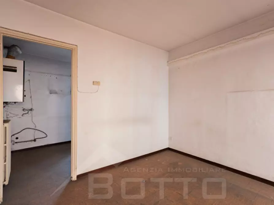 Immagine 20 di Palazzo in vendita  in via Dante 24 a Gozzano
