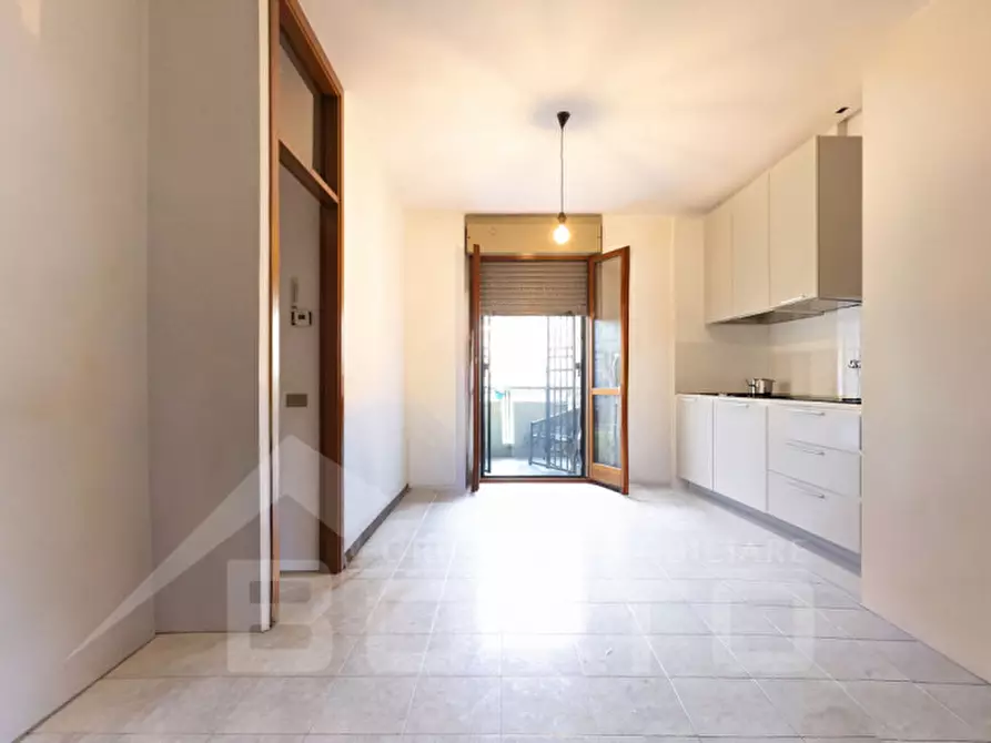 Immagine 9 di Appartamento in vendita  in Via Pascal n.12 a Novara