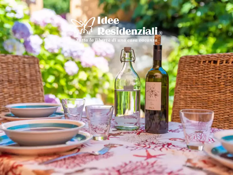 Immagine 4 di Villa in vendita  a Palau