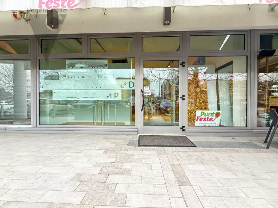 Immagine 7 di Negozio in affitto  a Mestrino