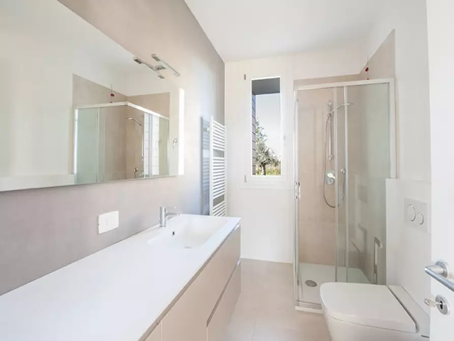 Immagine 21 di Appartamento in vendita  a Jesolo