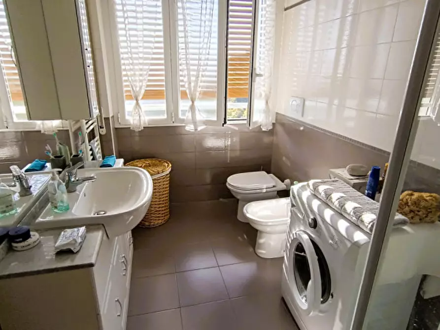 Immagine 9 di Casa bifamiliare in vendita  in Via Ludovico Ariosto a San Remo