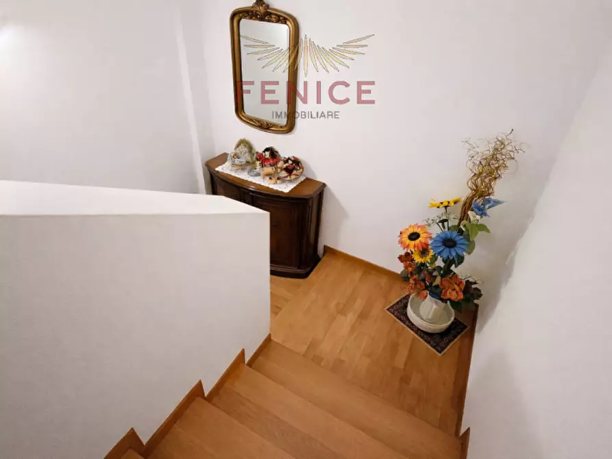 Immagine 22 di Villa in vendita  in via Tezzon 4 a Montebelluna