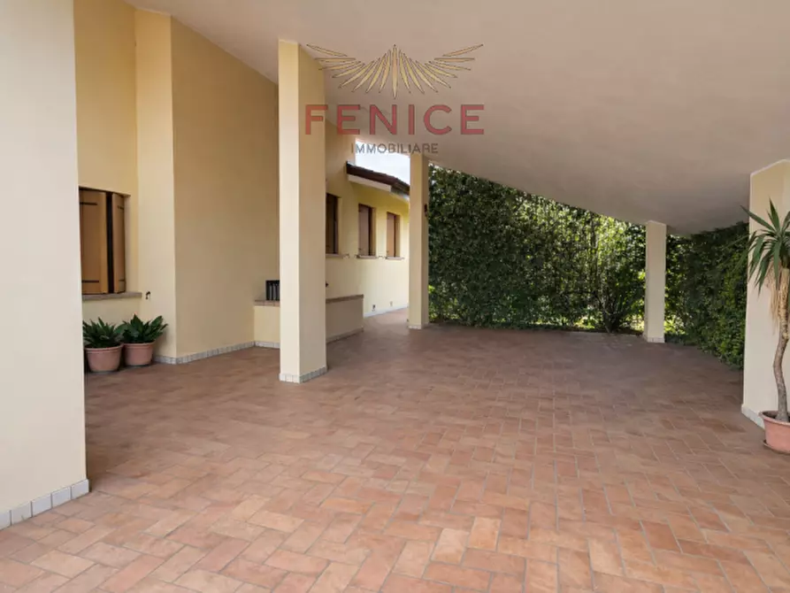 Immagine 33 di Villa in vendita  in via Tezzon 4 a Montebelluna