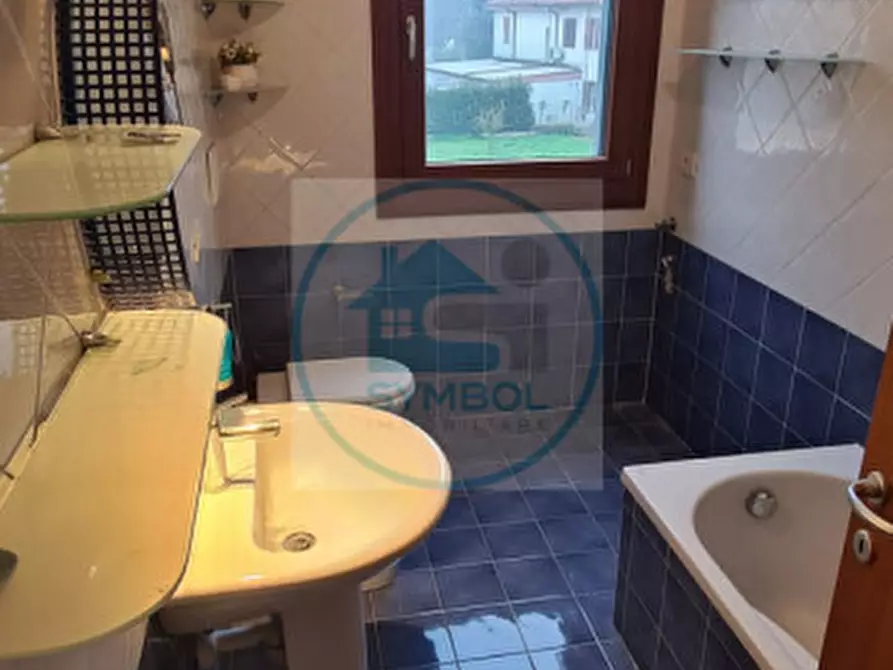 Immagine 11 di Appartamento in vendita  in Via Guglielmo Pepe a Salzano