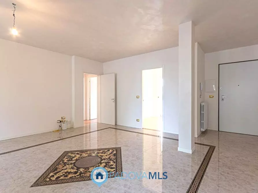 Immagine 7 di Appartamento in vendita  in Via Andrea Previtali a Abano Terme