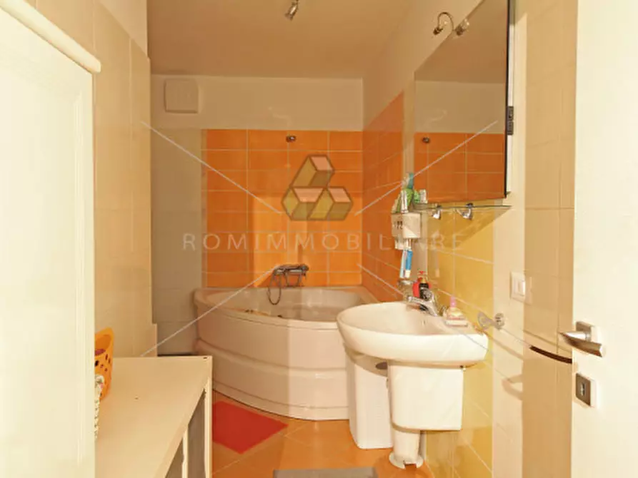 Immagine 29 di Villa in vendita  in Via Maurice Ravel a Roma