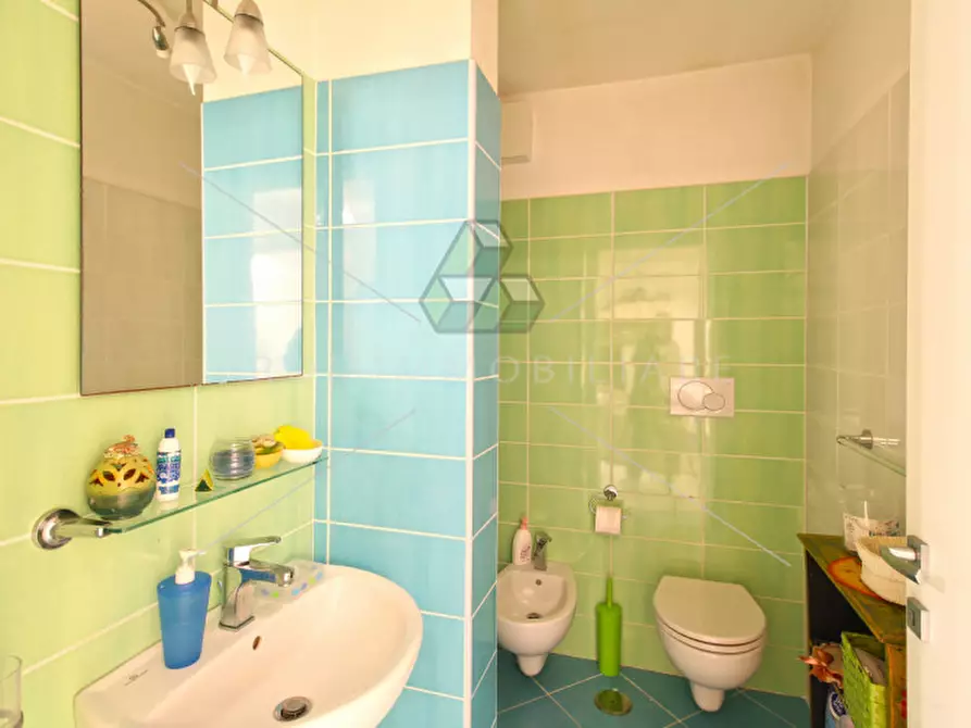 Immagine 30 di Villa in vendita  in Via Maurice Ravel a Roma