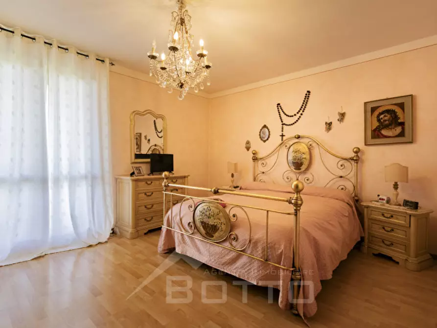 Immagine 12 di Multiproprietà in vendita  in Via Statale, 11 a Roasio