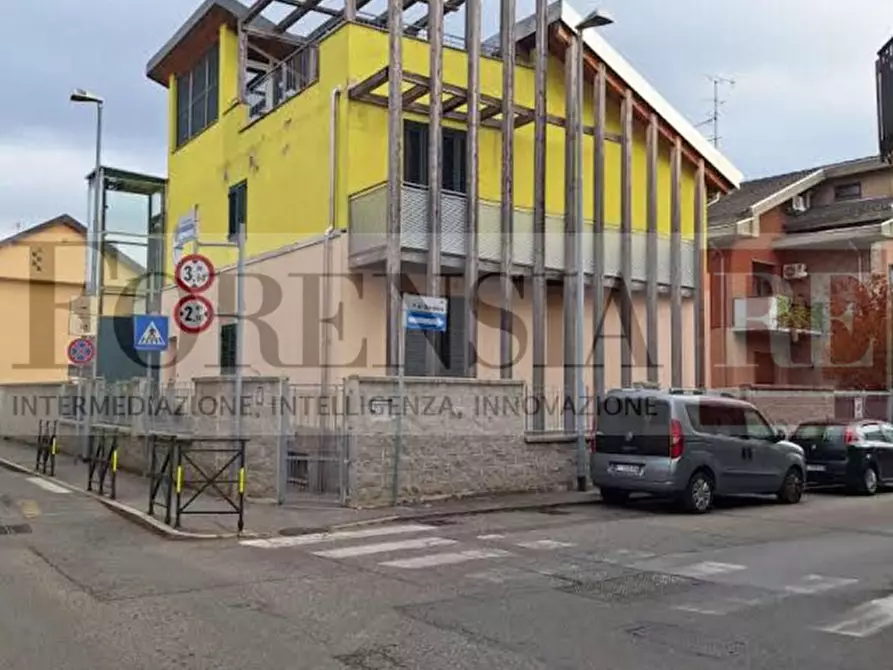 Immagine 2 di Villa in vendita  in Via Fratelli Bandiera, 1 a Grugliasco