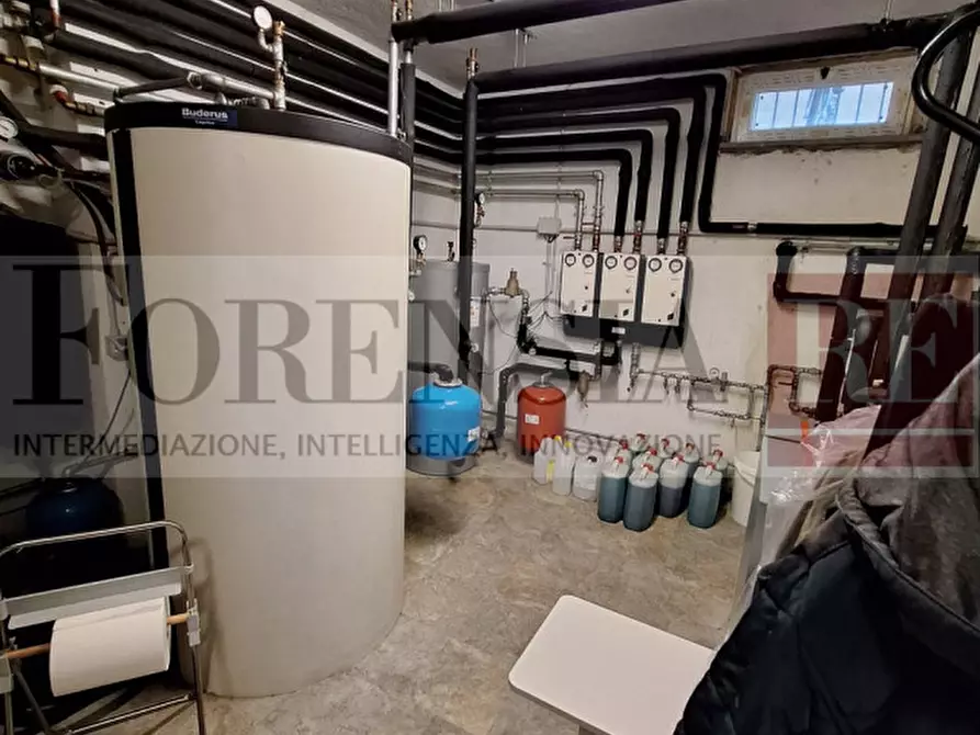 Immagine 9 di Villa in vendita  in Via Fratelli Bandiera, 1 a Grugliasco