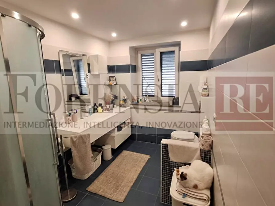 Immagine 12 di Villa in vendita  in Via Fratelli Bandiera, 1 a Grugliasco