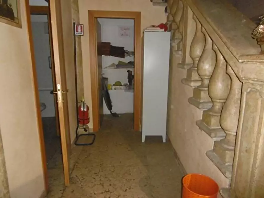 Immagine 3 di Negozio in vendita  in Via Paride da Cerea a Cerea