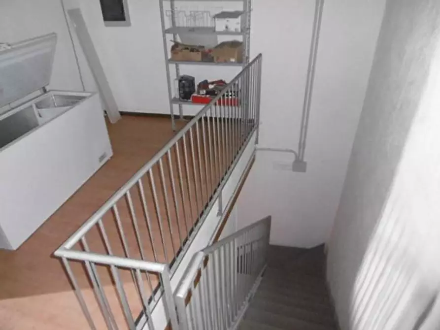 Immagine 9 di Negozio in vendita  in Via Paride da Cerea a Cerea